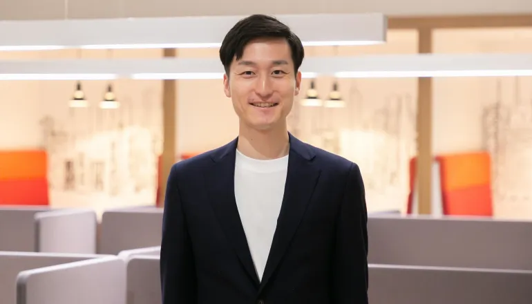 株式会社Hajikeru 代表取締役　伊井武様